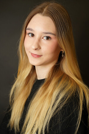 >Алиса Гранкина