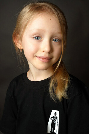 >Есения Демидова